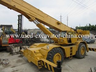 China 80-Ton la arboleda RT980, terreno áspero Crane en venta proveedor